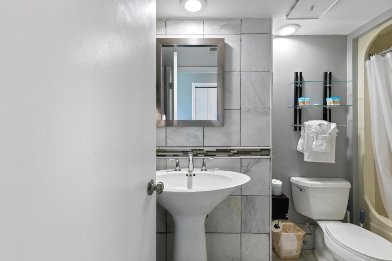 Oceanfront Penthouse, Two-Story, 3 Bedrooms Миртл-Бич Экстерьер фото