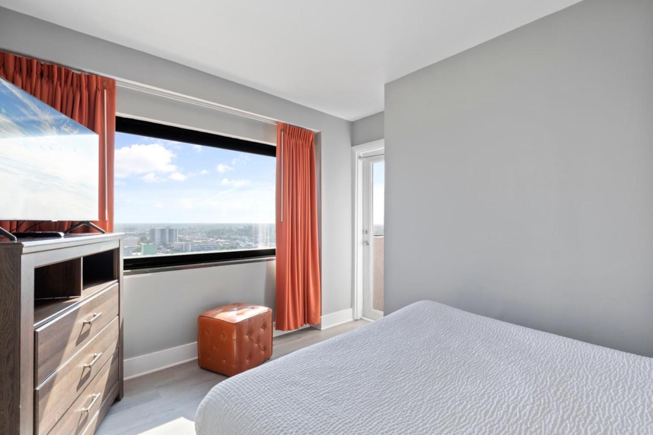 Oceanfront Penthouse, Two-Story, 3 Bedrooms Миртл-Бич Экстерьер фото